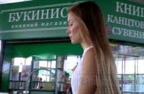 Смотрим под платья пассажиркам метро